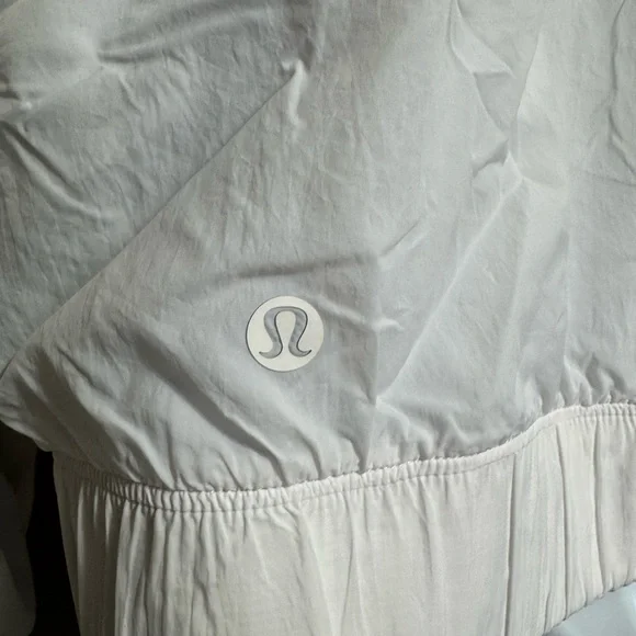 Lululemon Bombs Away Reversible Jacket White/Gray Printed Nylon Size L - Picture 5 of 10